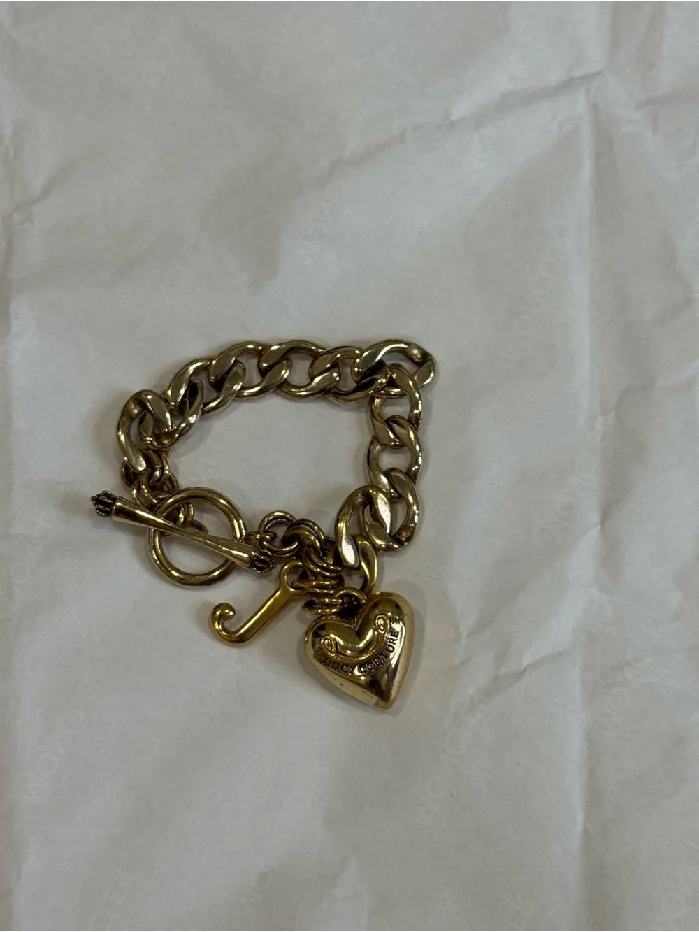 Vintage Y2K Juicy Couture Gold Heart Charm Toggle Chain Bracelet